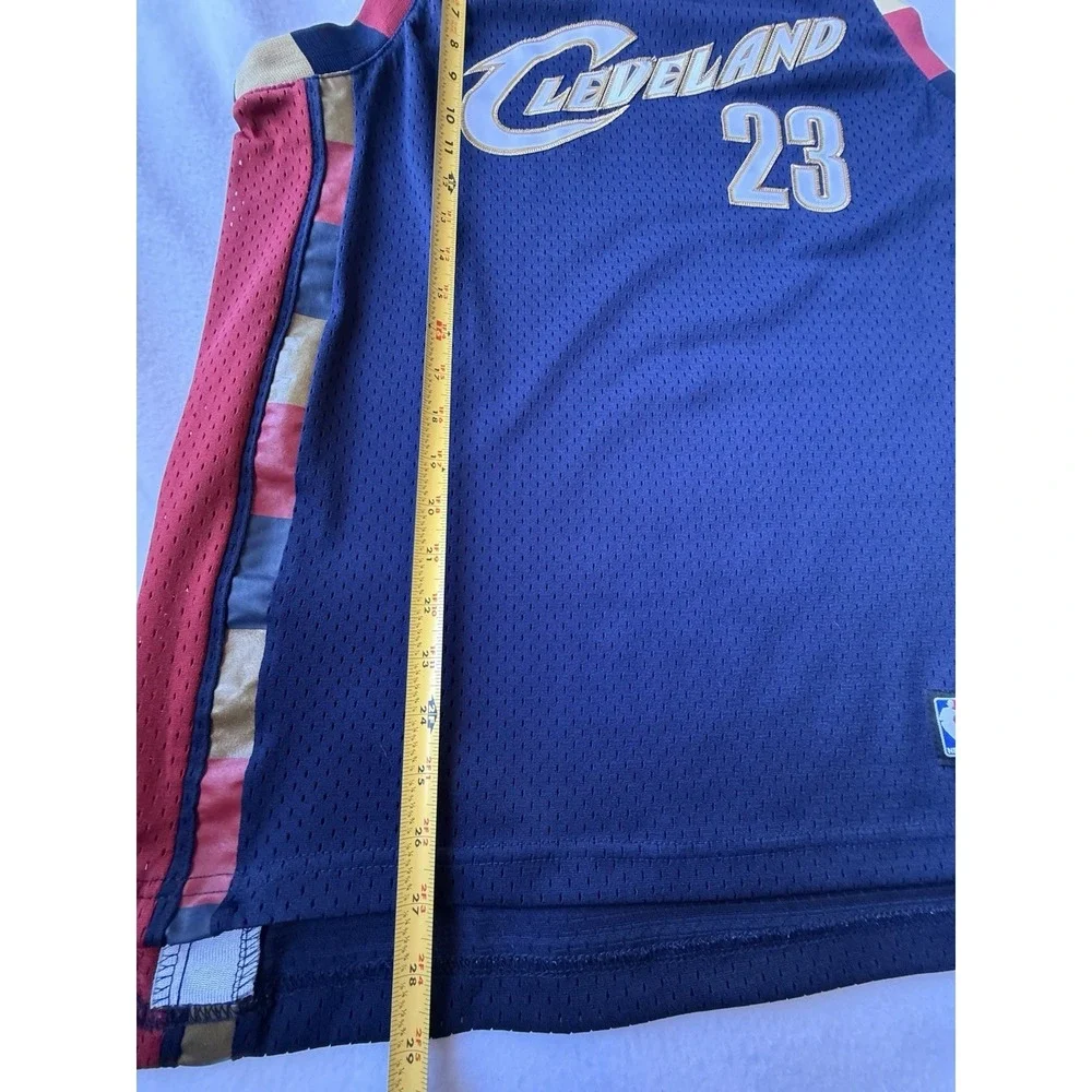Adidas Cleveland Cavaliers LeBron James #23 Jersey Youth XL NBA Length +2